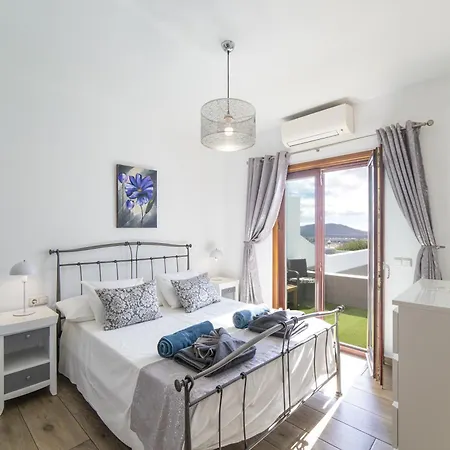 Villa Exquisite Lanzarote Nova Vista 4 Bedrooms Spectacular Sea Views Private Pool *