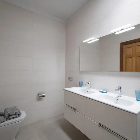 Exquisite Lanzarote Nova Vista 4 Bedrooms Spectacular Sea Views Private Pool Villa Playa Blanca (Lanzarote)